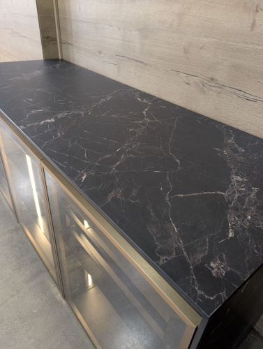 Столешница из компакт-плиты (HPL) ARCOBALENO Мрамор Марквина черный (структура супермат) 3029